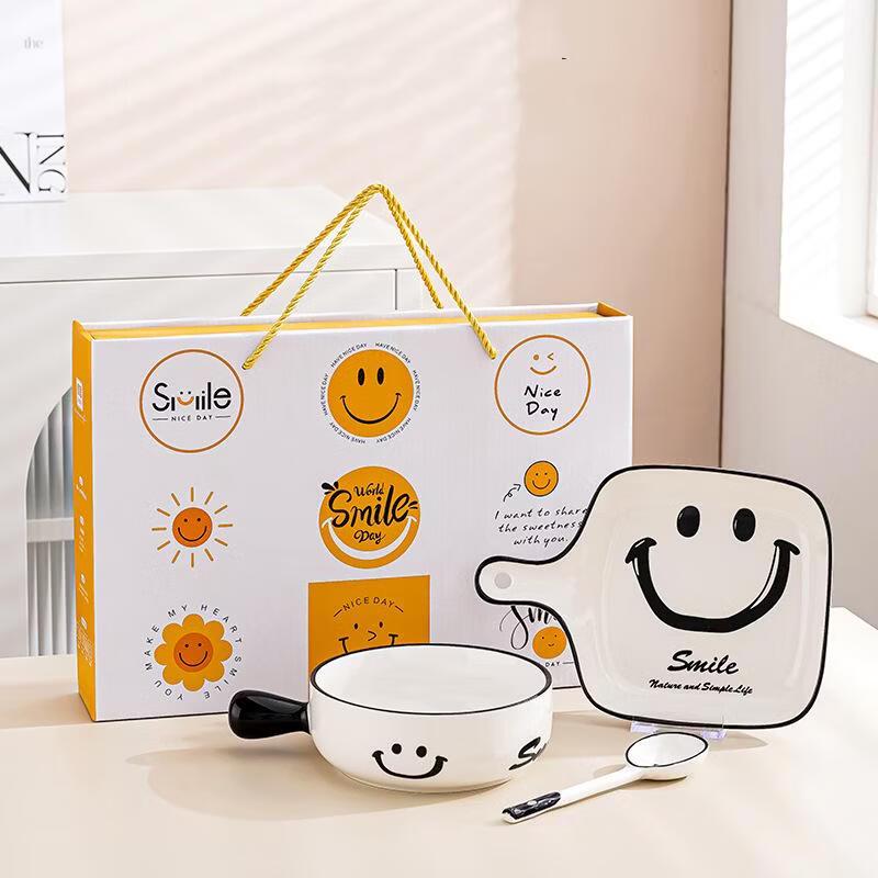 Set da Cottura e da Tavola in Ceramica Utuo Smile