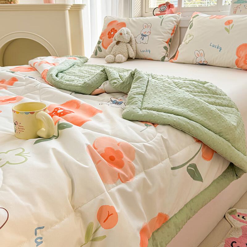 ZuoYouZhuo Double-Layer Gauze Bean Dot Blanket