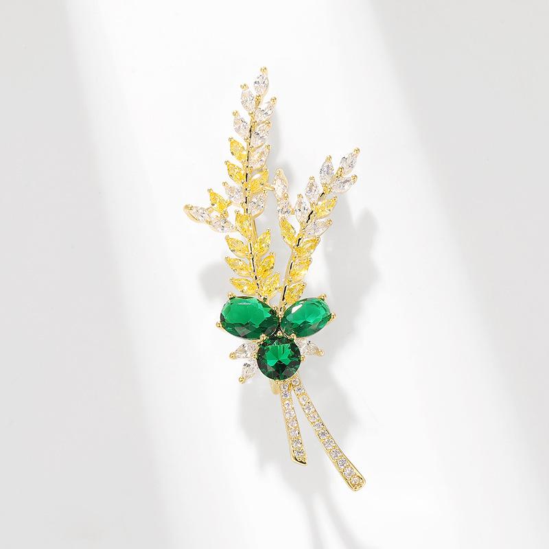 Bo Xin Yun Luxury Wheat Ear Brooch with Emerald Zirconia - Elegant Suit Coat Accessory  Gift Pin