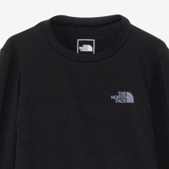 The North Face Long Sleeve Warm Crew Antibacterial and Size 150 Kids' Shirt, Unisex, High-Energy Insulation, Odor-Resistant, Black,
