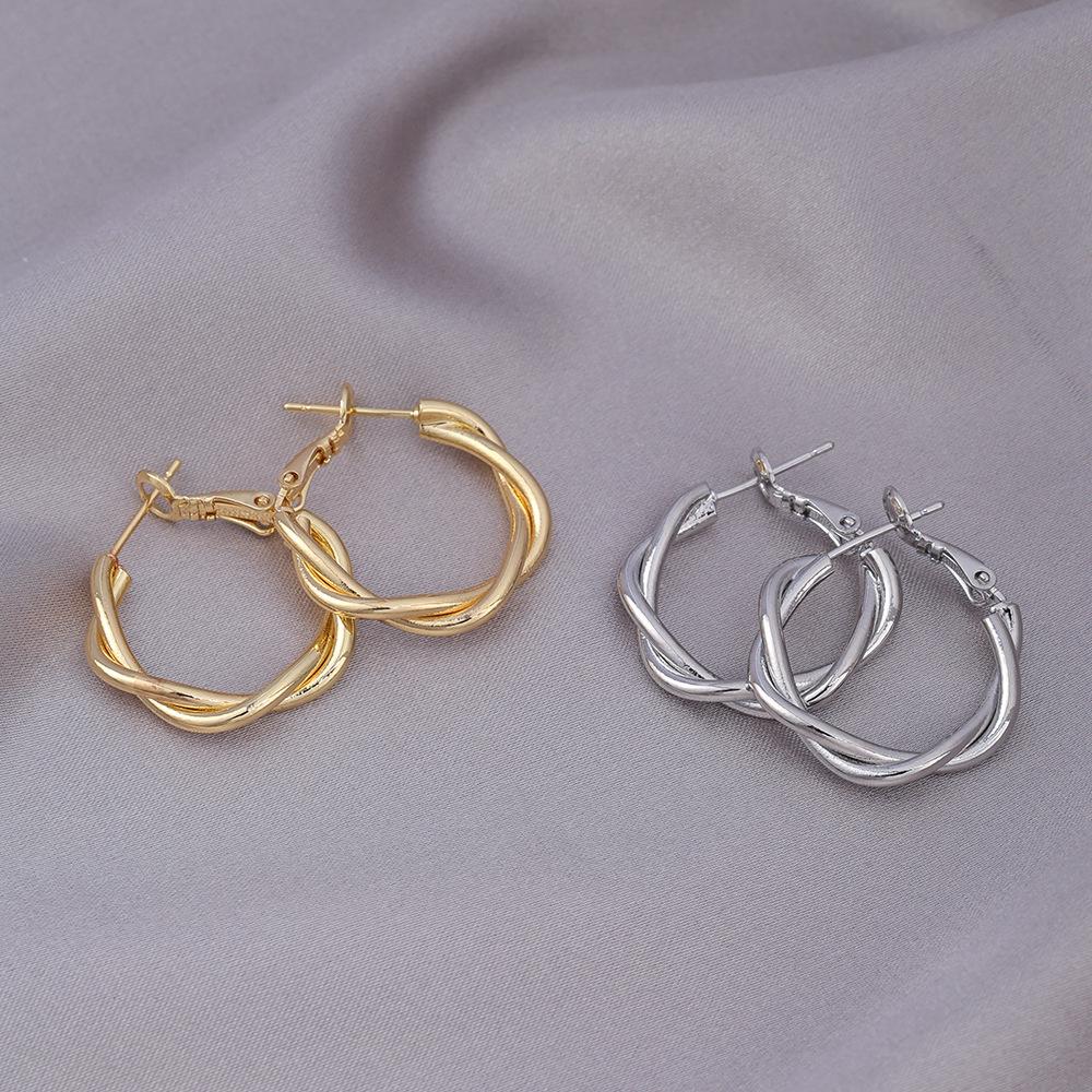 Grenzüberschreitende Große Kreis Metallohrringe - Hongkong-Stil, Elegante und Moderne Französische Creolen