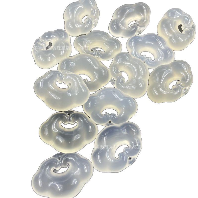 Natural White Chalcedony Auspicious Cloud Lock Pendant Lychee Jelly Ruyi Necklace Chalcedony