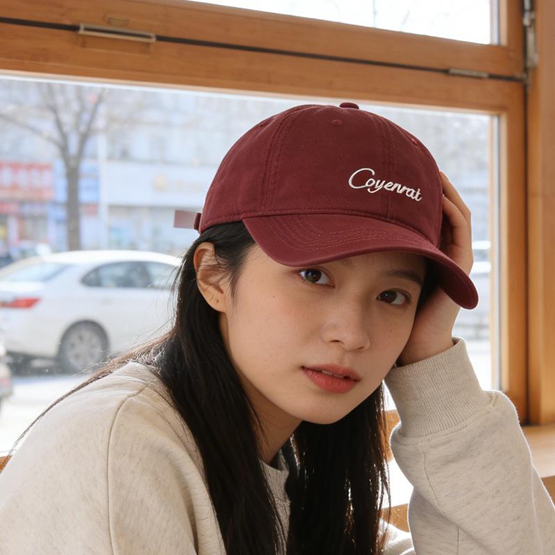 

Baseball cap four seasons new Korean version college style visor fashionable street deep top New Year s red cap [regular]