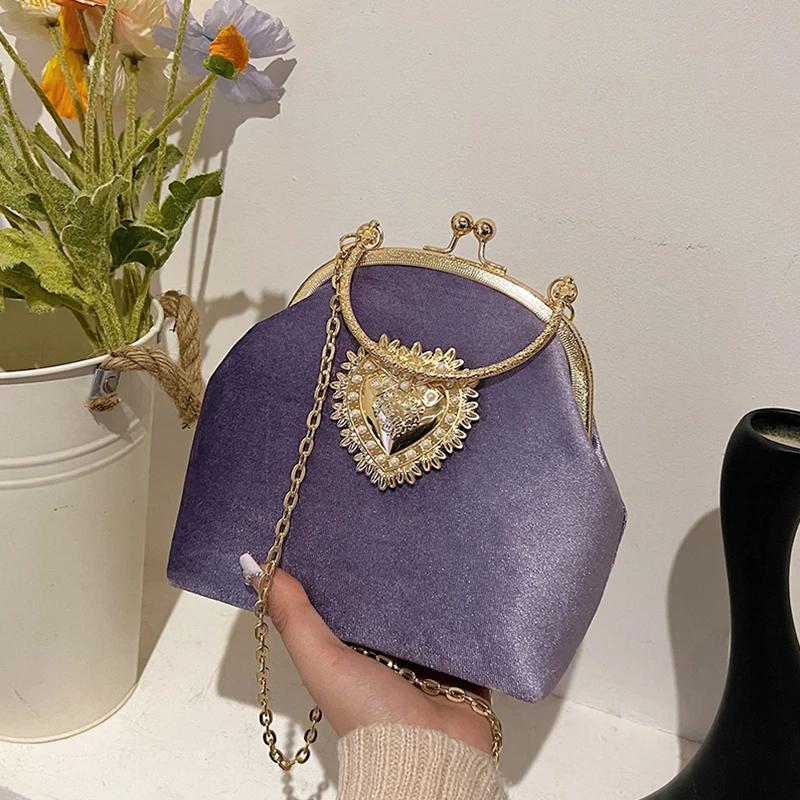 Fashion Chains Velvet Frame Heart Dinner Hand Bags Hot Sale Diamonds Shoulder Bag High Quality Sweet Crossbody Bags for Women