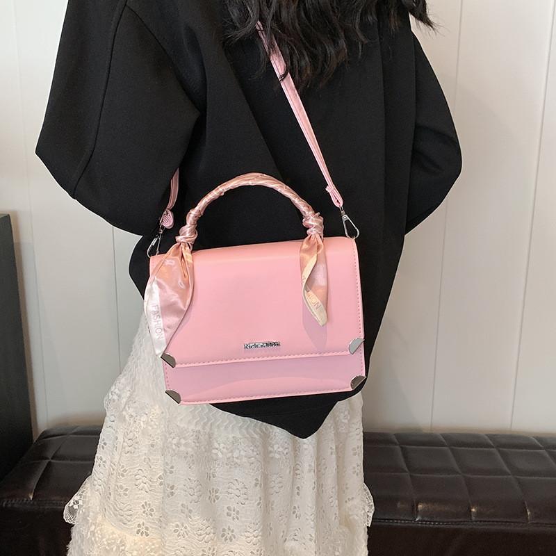 Modische PU-Schultertasche im Vintage-Stil für Damen mit schickem Schal in Schwarz, Rosa, Weiß, Grün, Blau und Khaki