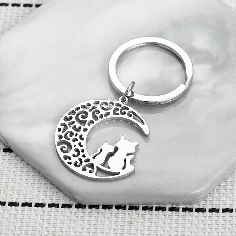 Cartoon Moon Cat Stainless Steel Keychain Sweet Snuggling Kitten Design Fashion Couple Pendant Practical Daily Bag Charm
