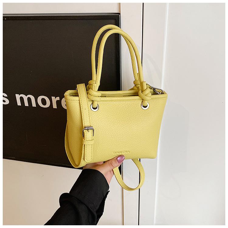Fashion Small Bag Women's New Handbag Versatile High-quality Texture Portable Messenger Bucket Bag