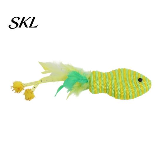 Bite-resistant Cat Toy Fish Shape Toy, Cotton Rope Lightweight with Hose Durable Feather Tassel Design, Wear-Resistant Scratch-Resistant Relieves