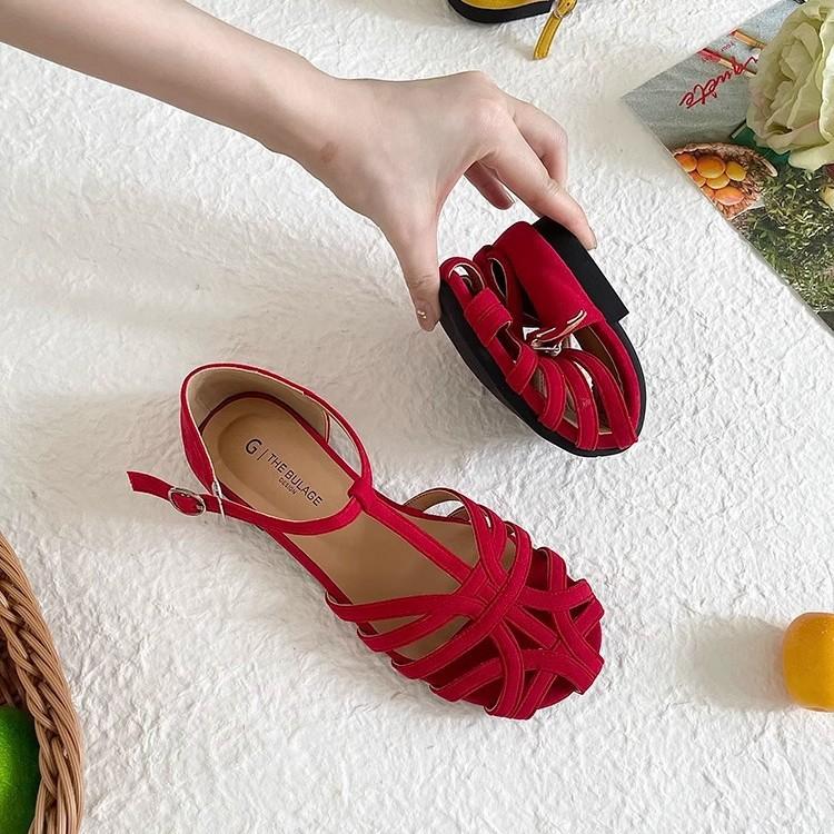 Soft-soled French retro woven bag head sandals women's fashion 2025 Boken fairy style flat-soled pregnant women Roman shoes tide