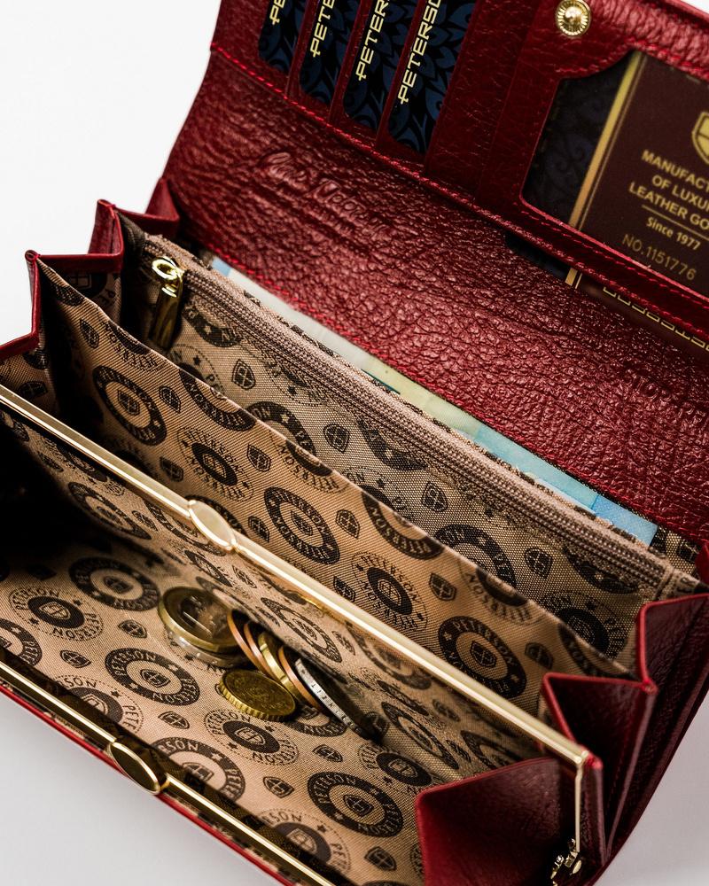 Elegant Women's Wallet with a Snakeskin Pattern - Peterson