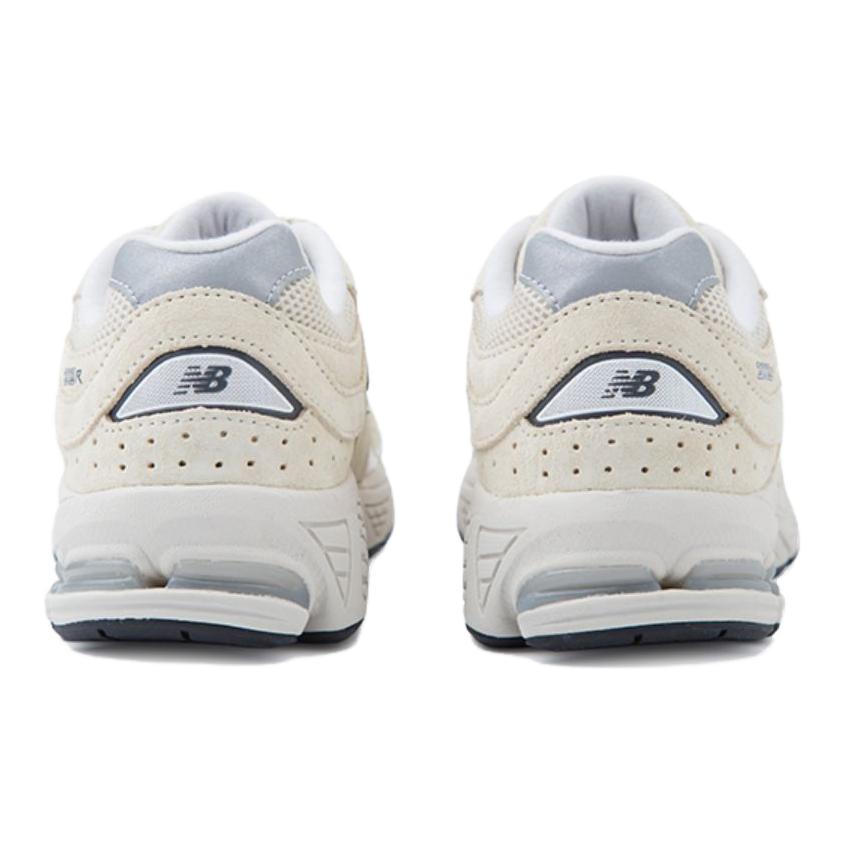 New Balance NB 2002R Cushioning Durable Low-Top Kids Running Shoes Beige Kids Running Shoes GC2002RE