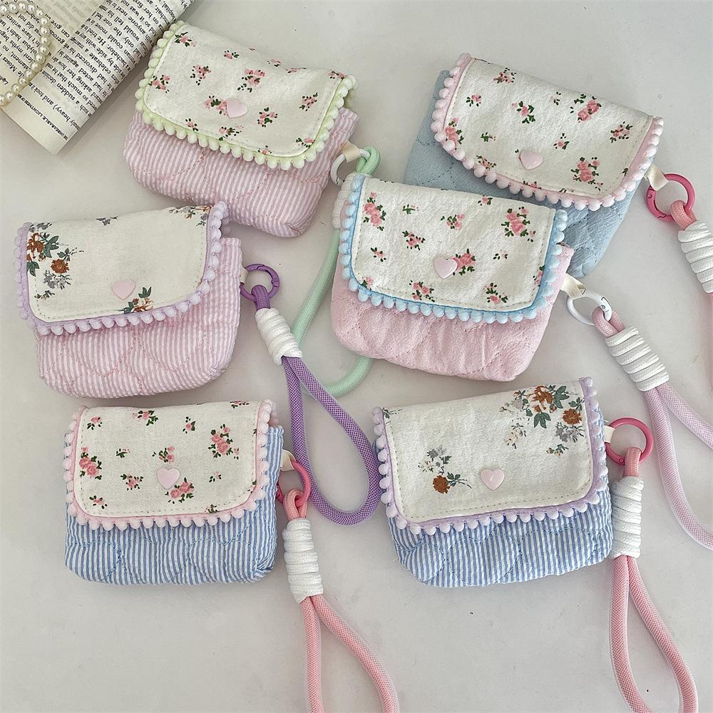 Fresh Small Floral CCD Camera Storage Bag Anti-Fall Portable Compact Headphones Lipstick Cosmetics Storage Bag