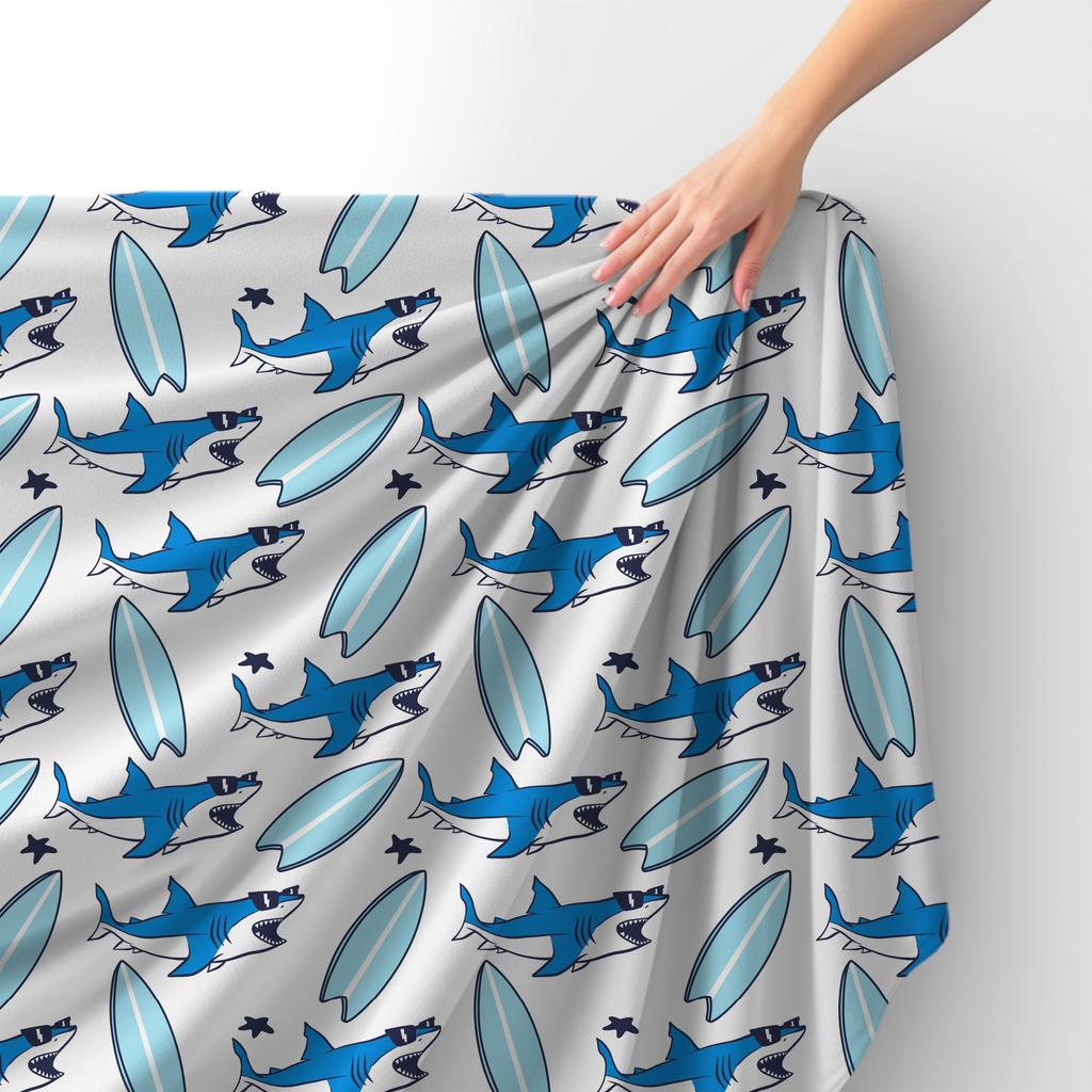 Royal Samt Stoff Polyester Zum Nähen - Motiv Hai Und Surfbrett