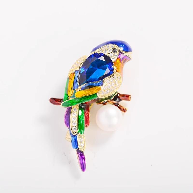 Enamel Parrot Brooch, High-End Female Niche High-End Design, Bird Brooch, Personalized Accessories