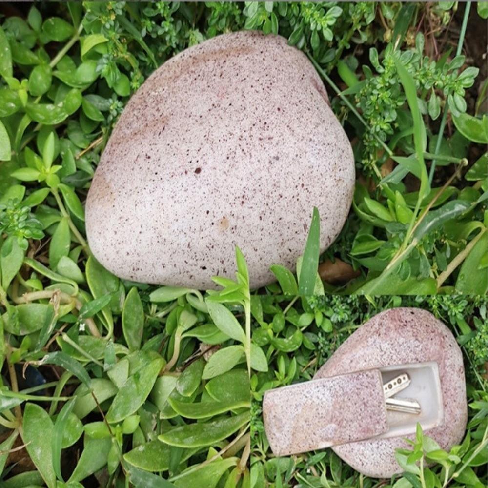 Realistic Disguised Rock Key Storage Box Resin Fake Rock Statue Decoration  Patio