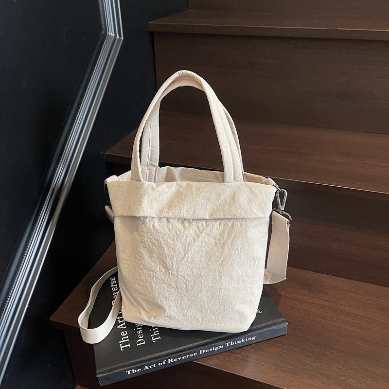 

Корейская сумка-тоут в стиле ленивый ветер, женская маленькая сумка 2025, новая нейлоновая сумка-ведро, простая сумка-мессенджер из холста