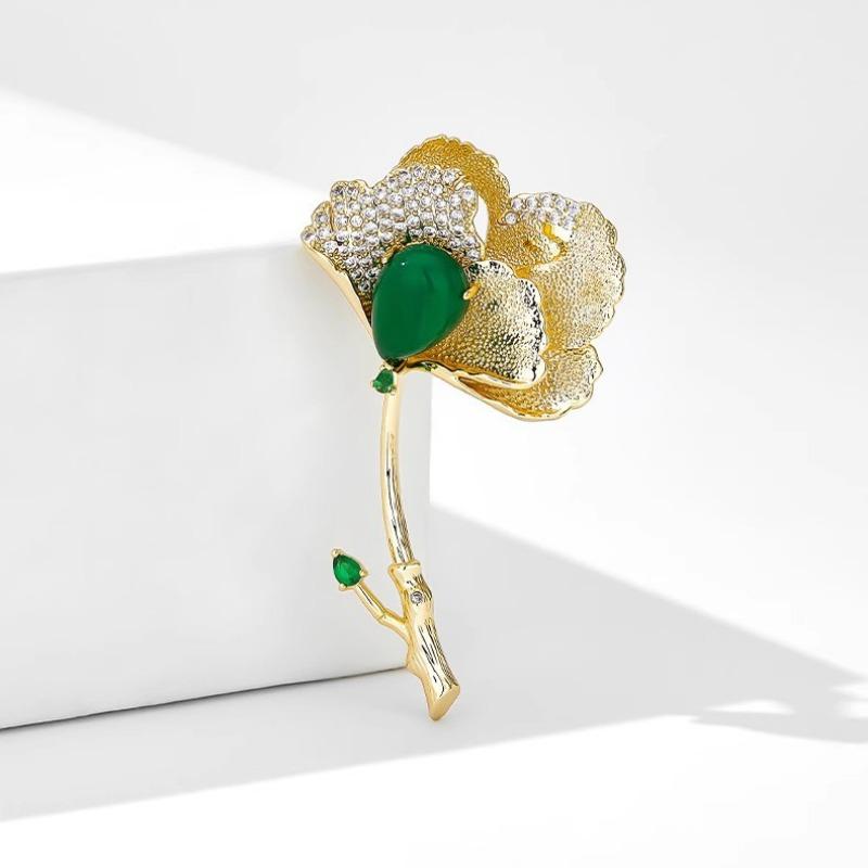 

Брошь в виде листа гинкго в китайском стиле, Дизайнерская женская брошь высокого класса, Нишевая брошь для ципао, Элегантная брошь