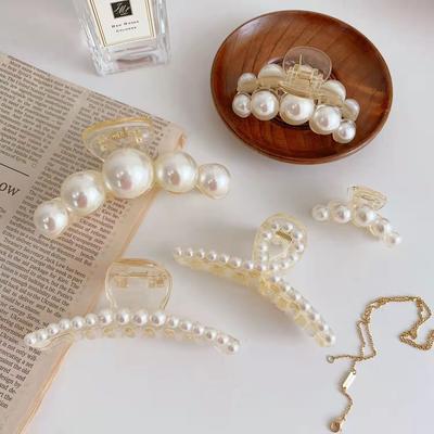 New Fashion Pearl Hair Claw for Women Solid Color Crab Hair Clip Girls Elegant Geometric Hairpin Korean Hair Accessories