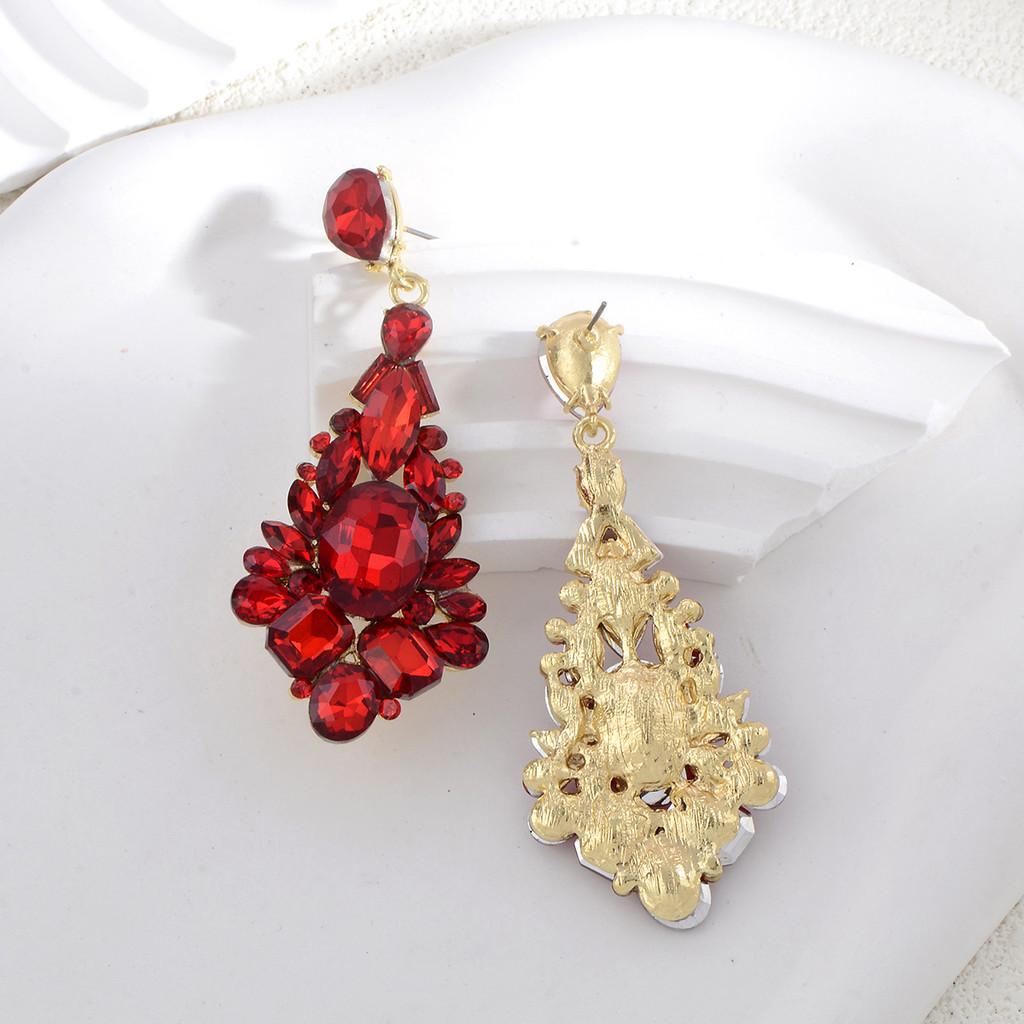 Fashion Alloy Water Drop Earrings For Women With Retro Luxe Design For Dinner Parties