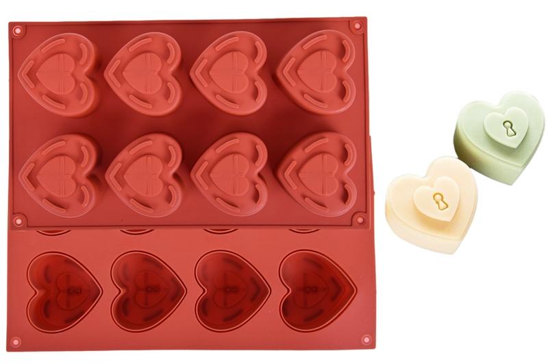 3D Heart Silicone Mold With Keyhole 8Gn