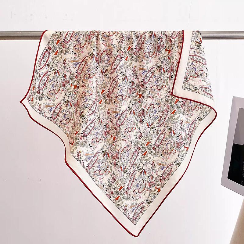 1116 Spring Festival New Retro Silk Wool Scarf, Women Give Mother Warm Square Scarf, New Year's Decorative Silk Wool Scarf