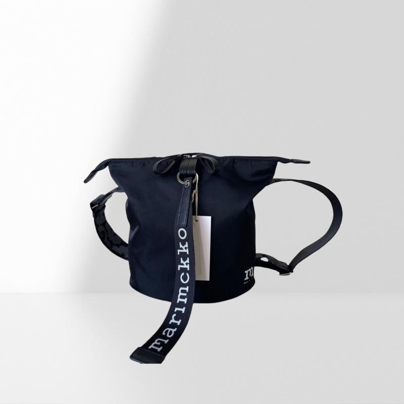 Финляндия M Бренд Унисекс Легкая Нейлоновая Сумка-Ведро Через Плечо с Печатным Ремешком с Буквами 4390₽