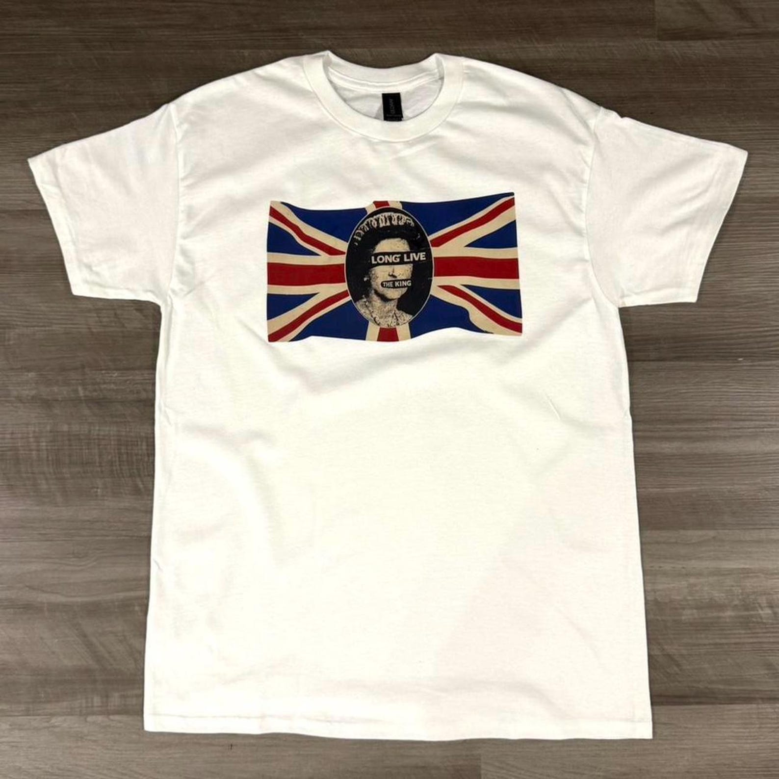 Vintage British Punk Rock T-Shirt | Union Jack Graphic Tee | Retro Grunge Streetwear UK Style Shirt Unisex XL