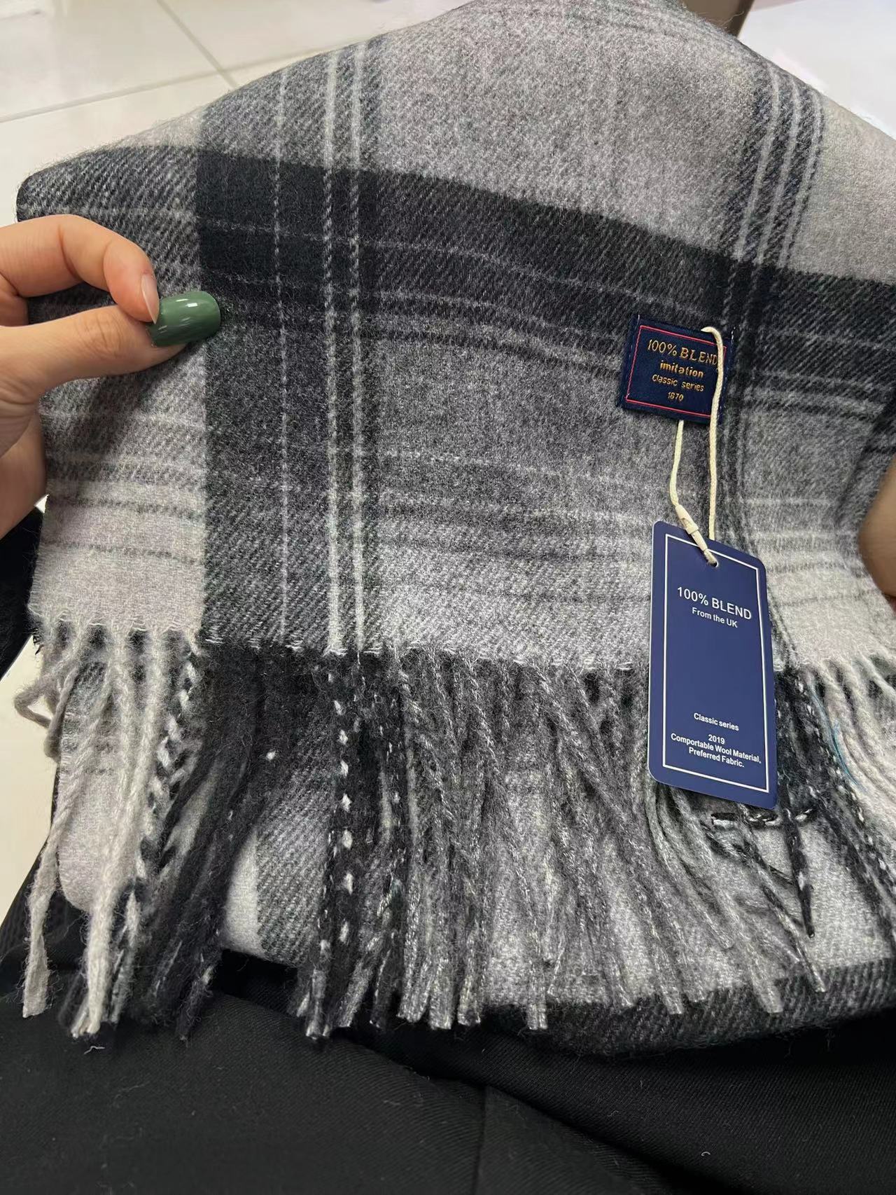 

Новая маленькая версия британская версия красная клетка имитация кашемира шарф текстура зимний теплый подарок шарф шаль 180*32cm