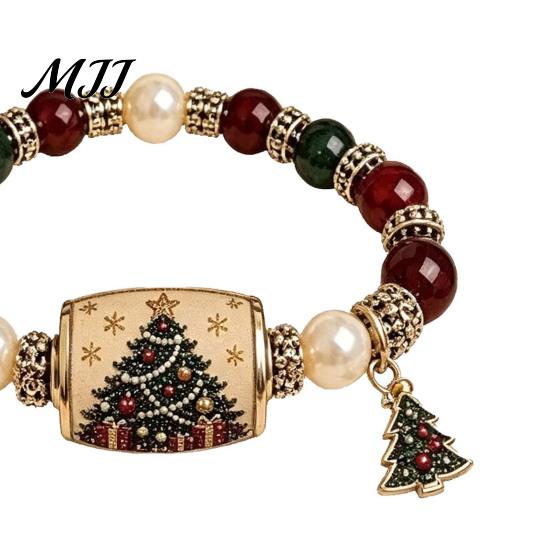 Stackable Charm Jewelry Christmas Beaded Stretch Bracelets, Faux Pearl Beads Fashion Holiday Accessory Santa Claus/Tree/Elk/Stocking Bracelet,