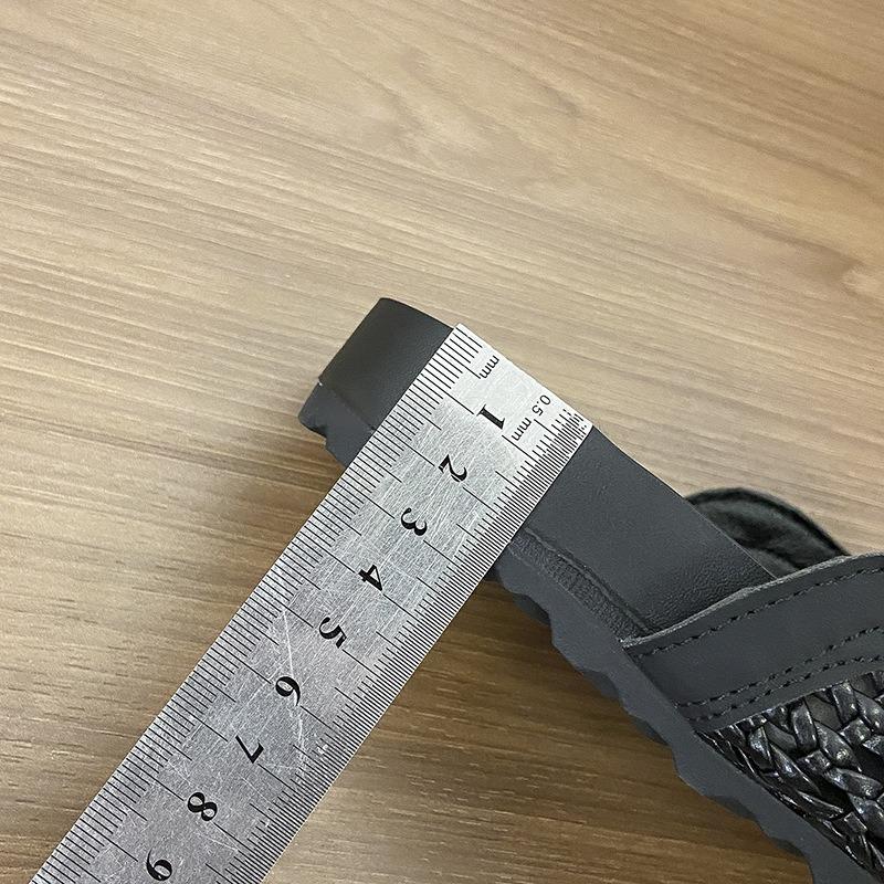 Thick-soled hollowed-out baotou half-slippers for women's summer wear, new one-pedal fishing net shoes, cool slippers