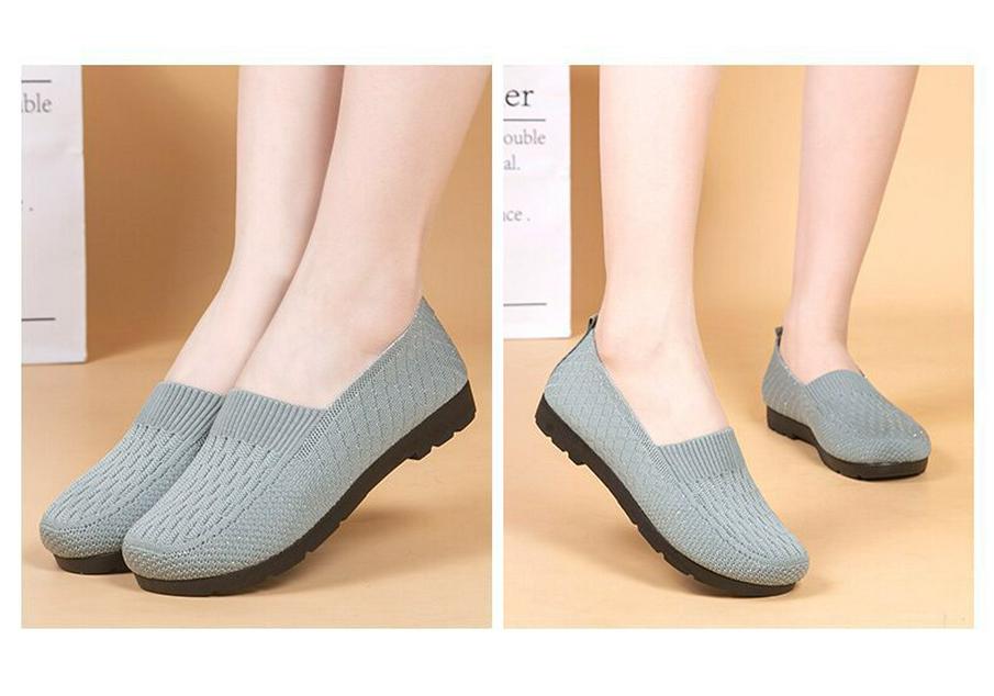 Women's Non-Slip Soft Sole Slip-On Beijing Cloth Shoes - Breathable Mesh, Casual Comfort
