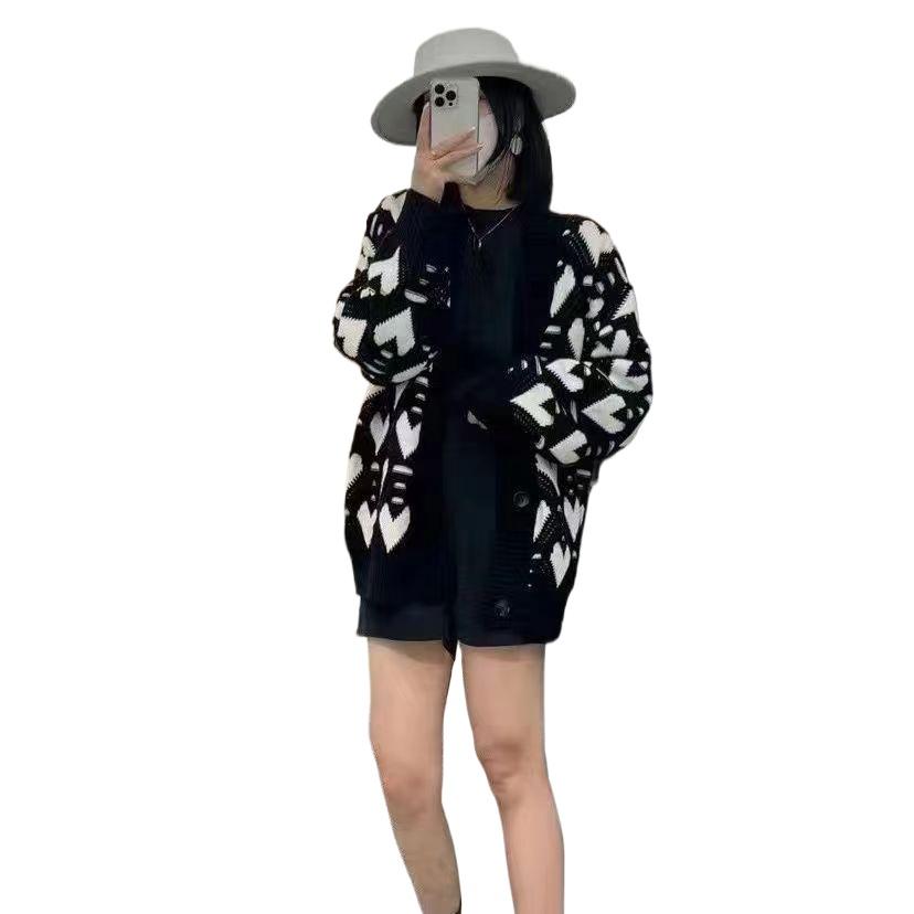 Spring and Autumn Plus Size Knitted Cardigan Sweater Casual Heart V-Neck Sweater Cardigan Jacket Thickened Knit Jacket