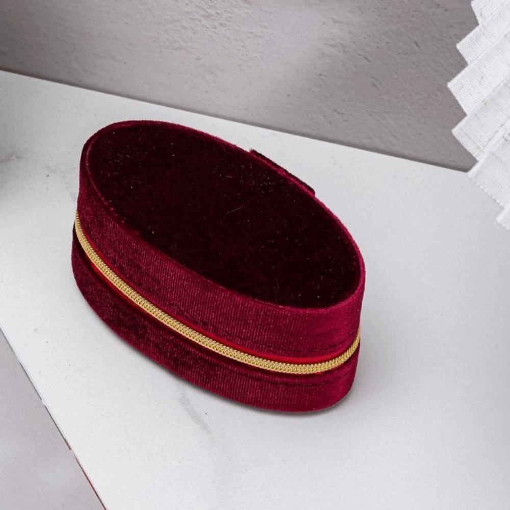 Portable Velvet Jewelry Display Box Oval Shape Ring Earring Necklace Box Daily Use