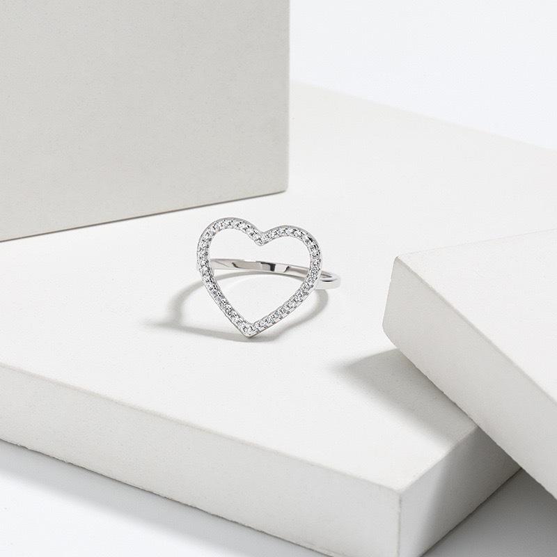 S925 Sterling Silver Zircon Heart-Shaped Ring for Women - European & American High-End Fashion