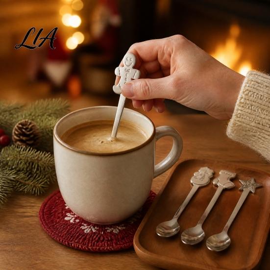 Home Afternoon Tea Accessories 4Pcs Christmas Stainless Steel Spoons Set, Gingerbread Man Tree Coffee Flatware Set Stirring Teaspoons, Dessert