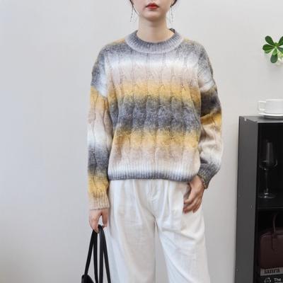 Autumn and Winter New Gradual Change of Color Twist Design Sweater Pullover Loose Sweet Soft Waxy Knitted Sweater Top Women