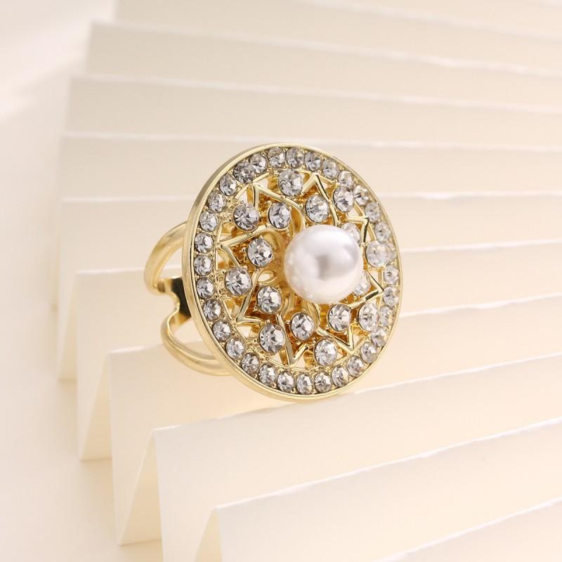 New Silk Scarf Buckle Retro European American Style Shawl Fashion Corner Multi Functional Pearl Water Diamond Ring золотой