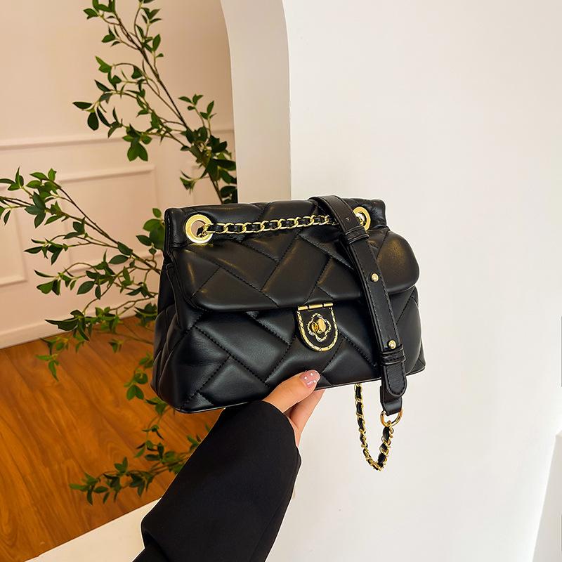 

Нишевая сумка женская лето 2025 новая мода высококлассная сумка на плечо цепочка сумка-мессенджер чёрный