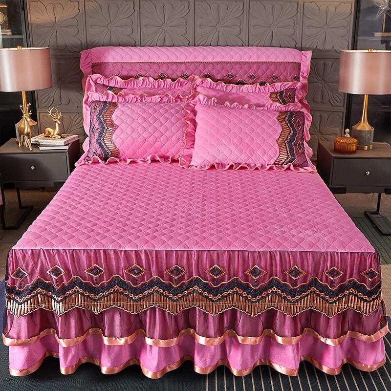 3pcs Solid Color Skin-friendly Sandwiched Diamond Grid Flower Quilted + Raised Lace Layer Bed Skirt Kit 1pc Bed Skirt + 2 Pillowcases