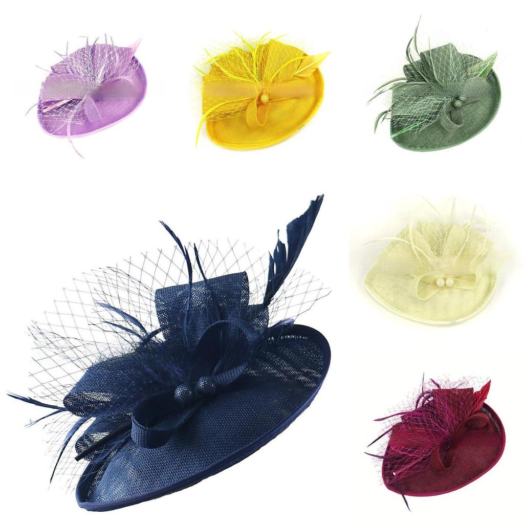 Classic Round Top With Feather Trim For Fashionable Bridal Looks