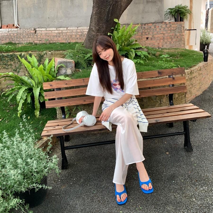 Niche fashion toe sandals women's slippers 2025 new open-toed flat bottom height increase casual shoes trend