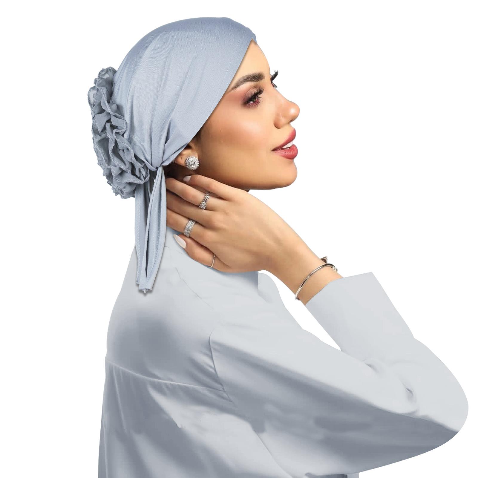 

Модная женская повязка на голову в виде большого цветка серый