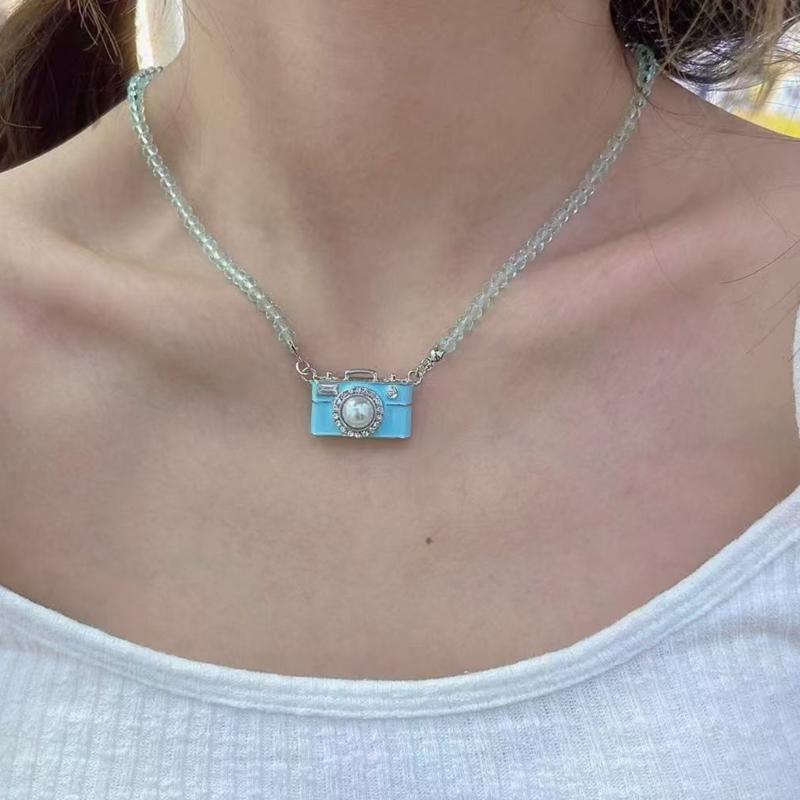 Vintage Camera Pendant Necklace With Crystal Beads 45Cm Adjustable Chain For Women Elegant Collarbone Jewelry Gift
