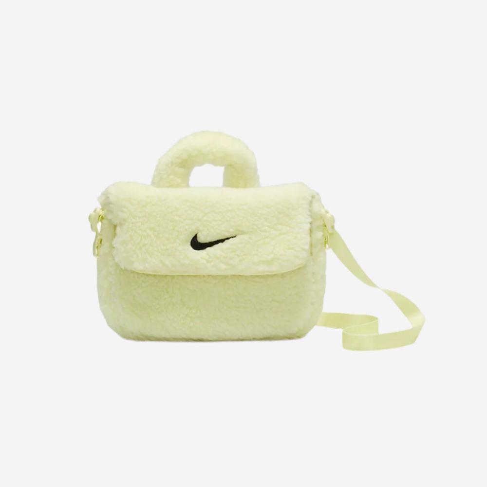 

Детская сумка через плечо из искусственного меха Nike NSW Неоновая