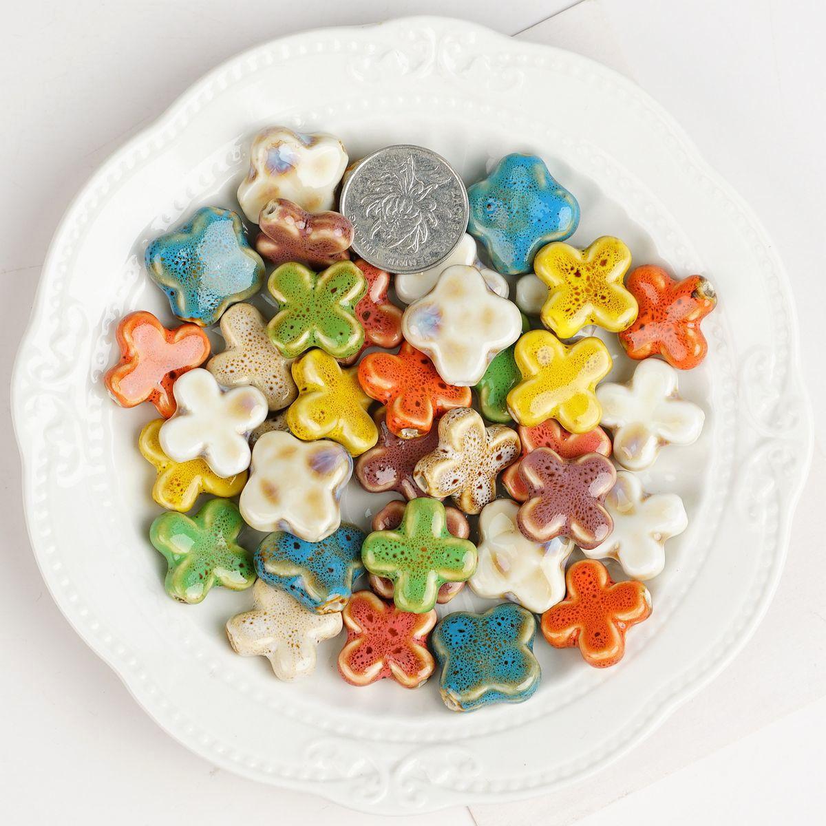Special-shaped four-leaf clover cross loose beads Jingdezhen ceramic necklace bracelet beaded handmade DIY creative matching material four leaf clover