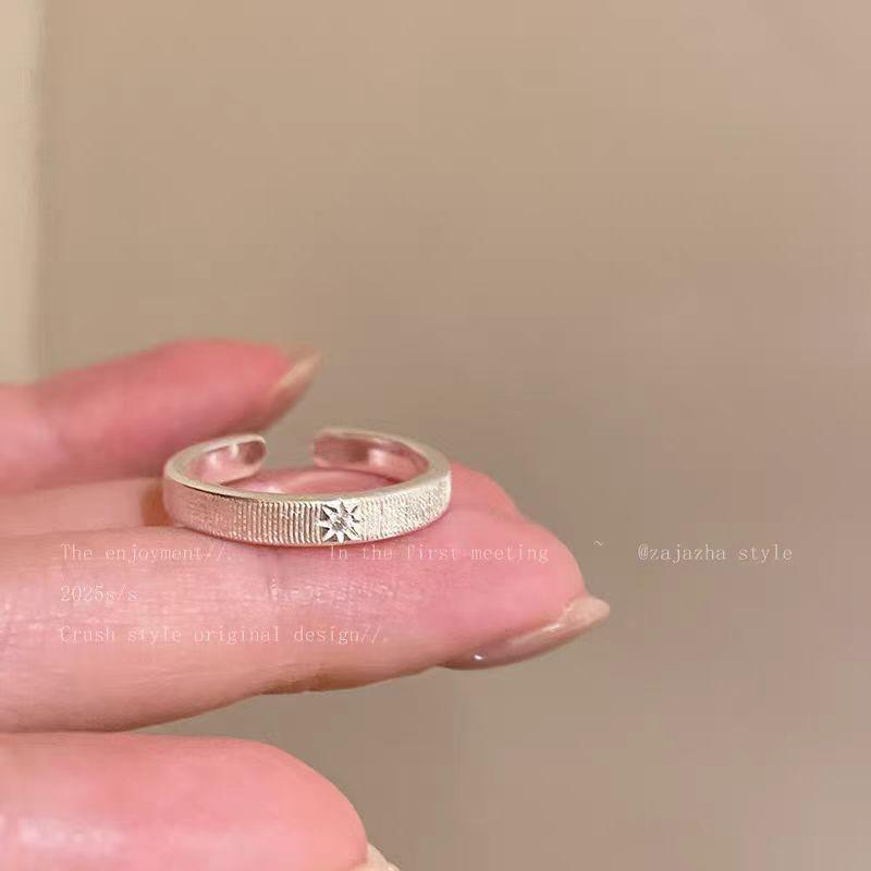 Vintager Medieval Gold Brushed Sugar Cube Zircon Ring Female Design Open Ring