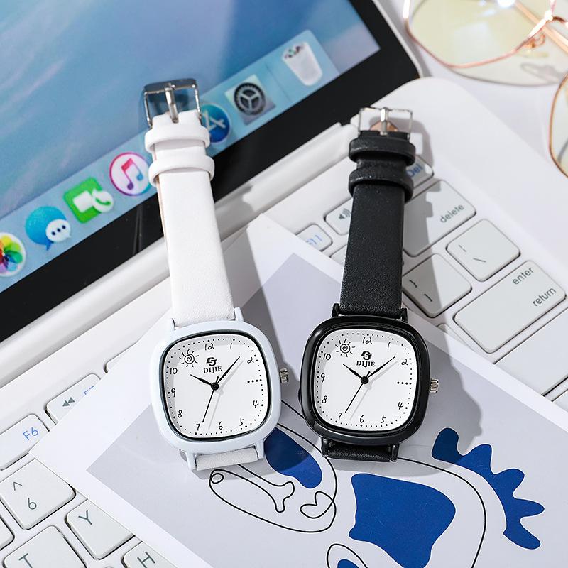 Square Junior High School Student Watch Girls' Simple College Style Student Mori Literary And Versatile Watch Large Dial