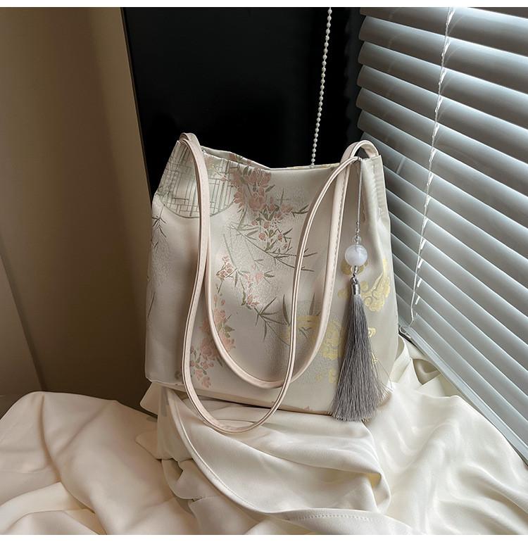 Traditional Pattern Embroidered Crossbody Bag With Internal Phone Pocket For Casual Outings
