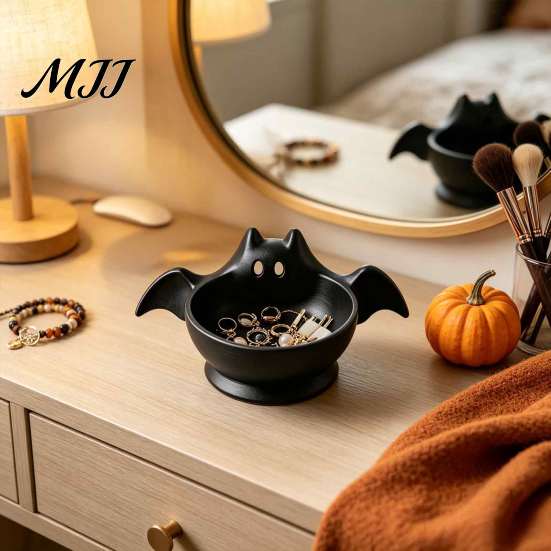 Seasonal Home Ornament Halloween Bat Shaped Storage Bowl, Cute Candy Tray, Spooky Kitchen Countertop Decor Tabletop Ornament, Multifunctional