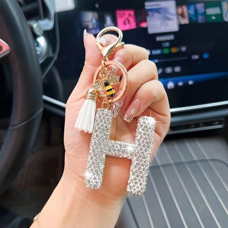 Błyszczący Rhinestone Litera Początkowa A Z Brelok Uroczy Breloczek z Pszczółką Ozdoba z Frędzli Spersonalizowane Prezenty Na Kluczyki Samochodowe Torbę